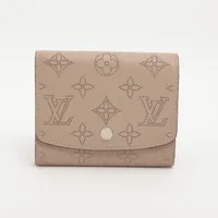 LOUIS VUITTON　ヴィトン　マヒナ　ポルトフォイユ　イリス　コンパクト ルイヴィトン マヒナ ポルトフォイユ・イリス コンパクト M69213
