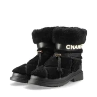 CHANEL ムートンブーツ　36　CCマーク CHANEL ムートンブーツ 36 CCマーク - メルカリ