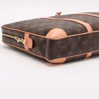 【漂う高級感】 LOUIS VUITTON モノグラム M40226 ポルト モノグラム・マカサー PDJ（ポルト・ドキュマン・ジュール