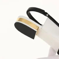 【キャロル】美品CHANEL・レザー切替 メタルココマークリボン パンプス 美品正規品】 CHANELパンプス編み上げサンダルココマーク22cm