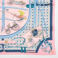 【HERMES】☆馬車が走るレトロデザイン☆ カレ 70 馬車の変遷 カレ 70 《馬車の変遷》 | Hermès - エルメス-公式サイト