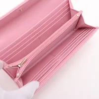 新作CHANEL ピンク ロングウォレット ラムスキン 入手困難★1点 シャネル ミニマトラッセ ラムスキン チェーンウォレット ピンク