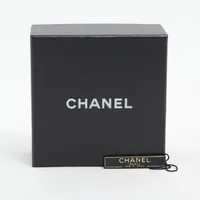週末限定お値下↓CHANEL カメリア コサージュ ブローチ ブラック 未使用 未使用》CHANEL シャネル カメリア ブローチ ブラック/黒
