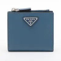 極美品✨プラダ サフィアーノ 1MV204 レザー コンパクトウォレット ブルー プラダ サフィアーノ 2ML049 レザー コンパクトウォレット