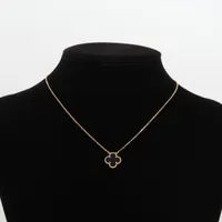 アルハンブラ　クローバー　オニキス　ネックレス　ヴァンクリーフ＆アーペル ヴァンクリーフ＆アーペル Van Cleef & Arpels】ネックレス