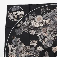 エルメス 2023秋冬新作 カレ90　プラニフルール 15　美品 エルメス カレ90 PLANIFLEURS プラニフルール スカーフ シルク