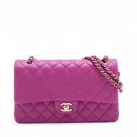 【幅広く使えるデザイン☆】CHANEL ダブルチェーンバッグ☆ シャネル(CHANEL)シャネル マトラッセ ダブルフラップチェーン