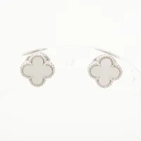 ヴァンクリーフ&アーペル スウィートアルハンブラ シェル ピアス 750