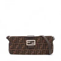 新品・未使用　FENDI ショートブーツ　ズッカ　キャンバス×レザー　23.5㎝ 新品未使用 FENDI ズッカ 本革 高級 レザー 定価10万円 - メルカリ