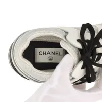 ￼シャネル　コサージュ　ロゴデザイン　ライトグレー シャネル CHANEL CHANEL ピアス ABE100 Y02003 ラインストーン
