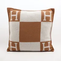 HERMES - 未使用 エルメス HERMES アヴァロン クッション ウール×カシミア ブラウン 【68627】 エルメス アヴァロン クッション カシミヤ×ウール ブラウン