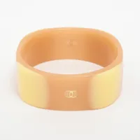 シャネル ココマーク 01A バングル プラスチック ベージュ
