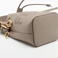 フェンディ モントレゾール ミニ レザー 2WAYショルダーバッグ