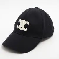 【未使用品】CELINE キャップ グリーン L CELINE（キャップ ・ グリーン・カーキ/緑色系）のフリマ