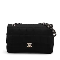 美品 CHANEL シャネル チョコバー コインケース ブラック ロゴ チェーン 楽天市場】シャネル チョコバー 2.55の通販