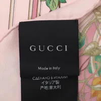 GUCCI 20春夏 GGフローラ フラワー シルクスカーフ ピンク グッチ GGフローラ プリント シルク スカーフピンク | GUCCI公式