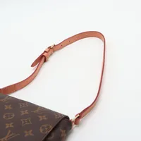 ヴィトン モノグラム ミュゼットサルサ M51258 ブラウン