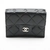 CHANEL マトラッセ 財布 ブラック シルバー金具 16番台 ギャラ付き シャネル マトラッセ キャビアスキン コンパクトウォレット