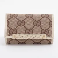 新品　グッチ GUCCI  GGマーモント キーケース グレー 本革 レザー GUCCI GG Marmont(グッチ GGマーモント) キーケース(レディース