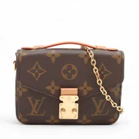週末値下げ！⭐新品未使用⭐ルイヴィトン ポシェット・メティスEW ◇実用性抜群【 Louis Vuitton 】ポシェット・メティス EW