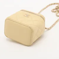 シャネル マトラッセ ラムスキン チェーンショルダーバッグ バニティ  