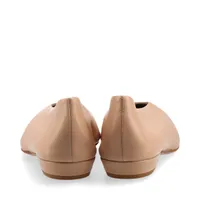 ボッテガヴェネタ　アーモンドパンプス　美品　36ハーフ(23〜23.5㎝) ボッテガヴェネタアーモンドパンプス美品36ハーフ(23〜23.5㎝)