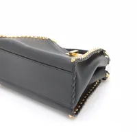 フェンディ ミニピーカブー レザーxスタッズ 2WAYハンドバッグ