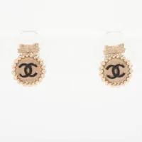 シャネル ロゴ ピアス(両耳用) VINTAGE CHANEL/シャネル】 pierce logo round (両耳)（ピアス