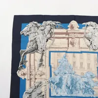 【HERMES / エルメス】カレ90 バルトルディの泉 / スカーフ エルメス カレ90 LA FONTAINE DE BARTHOLD バルトルディの泉