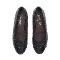 箱付き CHANEL シャネル　ココマーク マトラッセ レザー フラットパンプス シャネル ココマーク マトラッセ レザー フラットパンプス 37.5