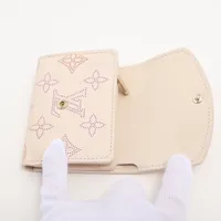 ヴィトン マヒナ ポルトフォイユイリスXS - ベージュ コンパクト