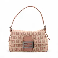 【FENDI】フェンディ ミディアム マンマバケット バッグベージュ FENDI】フェンディ ミディアム マンマバケット バッグベージュ