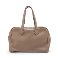 エルメス ヴィクトリア35 トリヨンクレマンス エトゥープ シルバー金具 □P:2012年