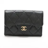 超美品222 CHANEL マトラッセラムスキン6連キーケース　ブラック シャネル キャビアスキン 6連 キーケース 黒 金具付き CHANEL