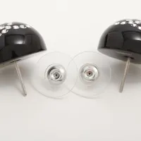 シャネル ココマーク ピアス D21K ブラック シルバー シャネル ココマーク D21K ピアス(両耳用) レジン×ライン