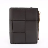 【定価10.4万】ボッテガヴェネタ コンパクトジップアラウンドウォレット ボッテガヴェネタ マキシイントレチャート カセット レザー