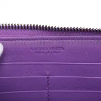 人気　ボッテガヴェネタ　折り財布　パープル　イントレチャート　ラウンドファスナー ボッテガヴェネタ イントレチャート レザー×パイソン ラウンド