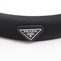 PRADA ロゴプレート カチューシャ プラダ トライアングルプレート カチューシャ ナイロン ブラック