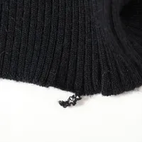 シャネル　ニット　バックボタン　グレー　訳あり　ココボタン CHANEL 【超美品】シャネル ココマーク ハーフジップ ニット