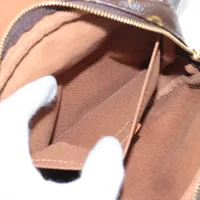 ヴィトン モノグラム バムバッグボスフォール M40108 ブラウン