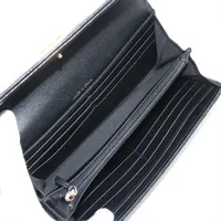 シャネル ボーイシャネル キャビアスキン 財布 ブラック