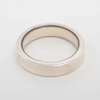 Tiffany ティファニー 1837 ナロー リング シルバー 925 ティファニー 1837™ リング シルバー（ナロー） | Tiffany & Co.