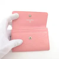 シャネル カメリア ラムスキン カードケース ピンク シルバー