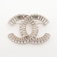 ヴィトン M02263 ブローチ V フォー ヴィトン AK2244 ブローチ