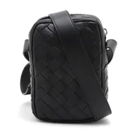 ボッテガヴェネタ ショルダーバッグ イントレチャート 編み込み レザー ブラック ボッテガヴェネタ マキシイントレチャート カセット レザー