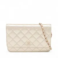 シャネル マトラッセ ラムスキン チェーンウォレット ゴールド ゴールド金具 22番台 AP0250