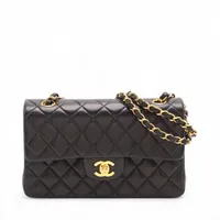 シャネル マトラッセ23 スモール ラムスキン ダブルフラップ ダブルチェーンバッグ ブラック ゴールド金具 6番台 A01113