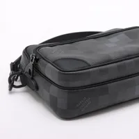 ヴィトン ダモフラージュ ナイル メッセンジャー M14988