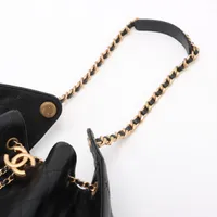 CHANEL ショルダー キャビアスキン ゴールド金具 シャネル シャネル22 キャビアスキン チェーンショルダーバッグ