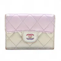 シャネル マトラッセ ラムスキン コンパクトウォレット マルチカラー シルバー金具 31番台